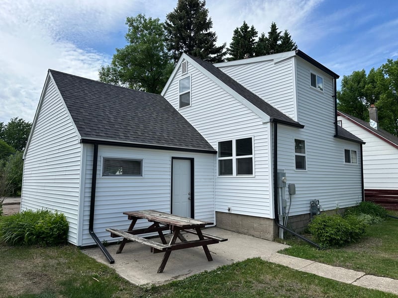 922 Tindolph Ave S, Thief River Falls, MN 56701