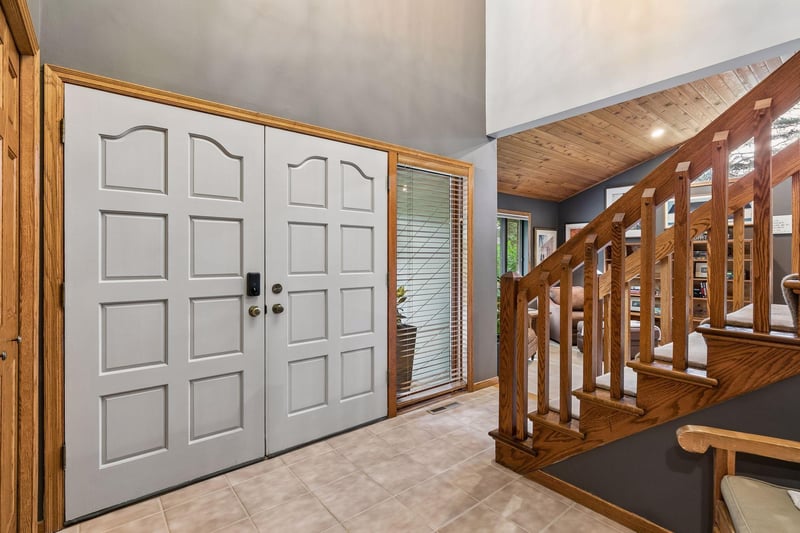 18363 Jasper Pa, Lakeville, MN 55044