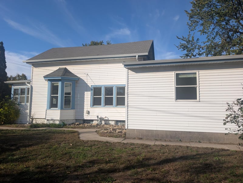 880 Jackson St, Saint Paul, MN 55117