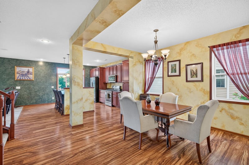 1779 Fescue Ct, Shakopee, MN 55379