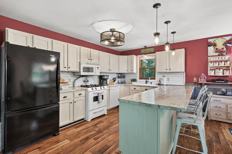 9145 Arnold Ave NW, Monticello, MN 55362