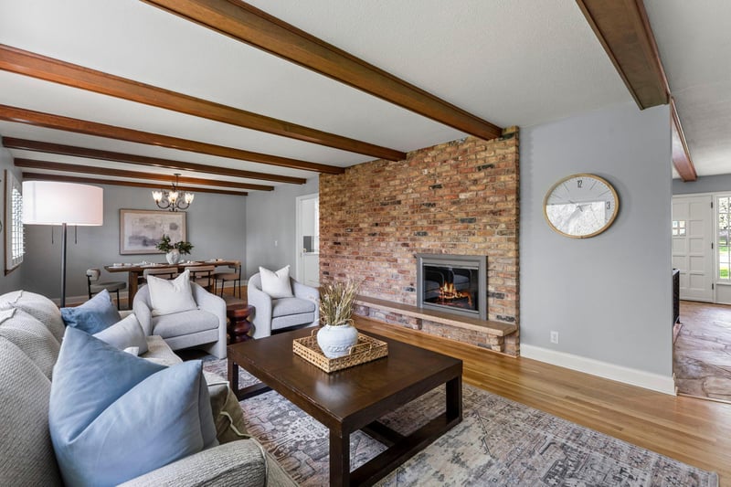 6708 Sally Ln, Edina, MN 55439