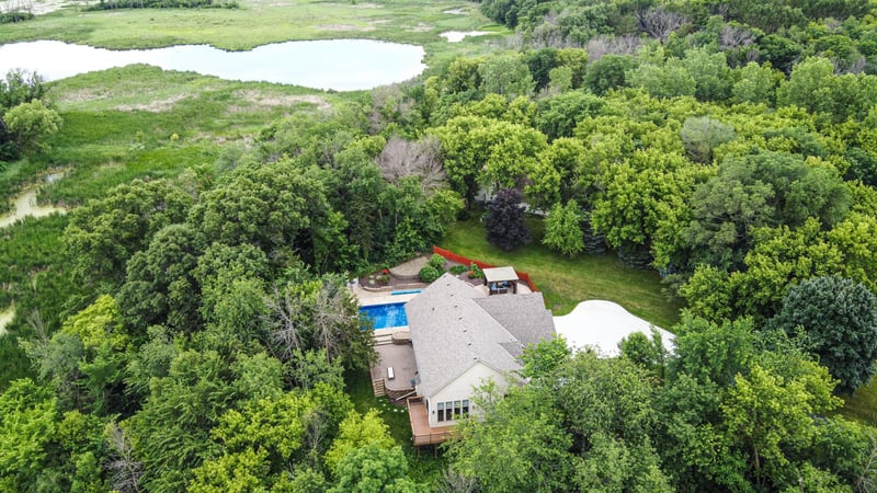 20881 Lake Ridge Dr, Prior Lake, MN 55372