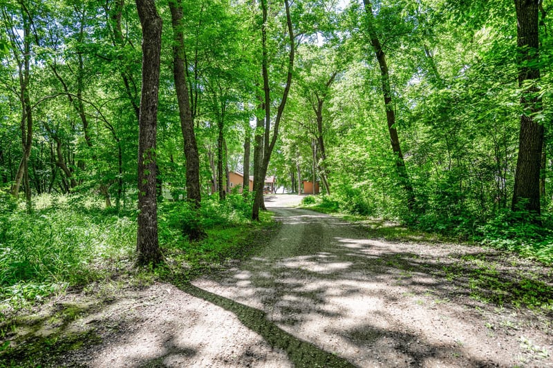 21566 62nd St NW, Sunburg, MN 56289