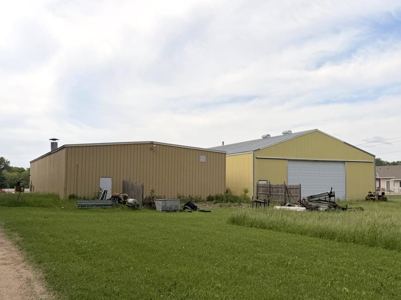 1915 1st Ave, Windom, MN 56101