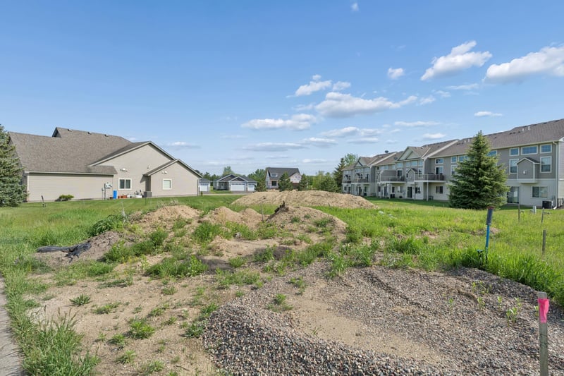9763 Saint Andrews Dr, Elko New Market, MN 55020