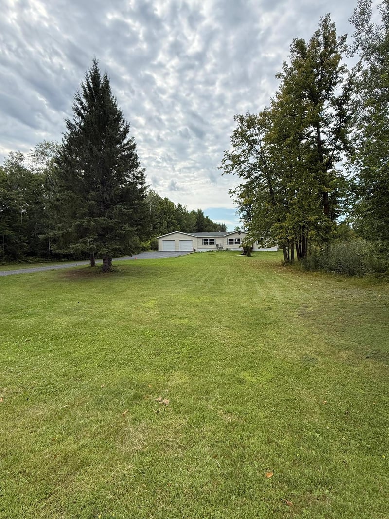 608 4th St NW, Kelliher, MN 56650