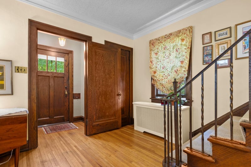 1801 Wellesley Ave, Saint Paul, MN 55105