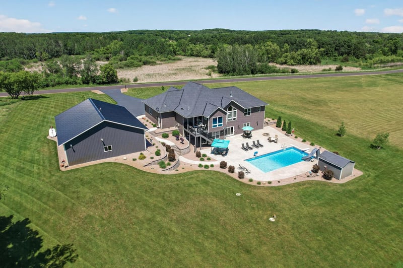 7979 117th St NW, Annandale, MN 55302
