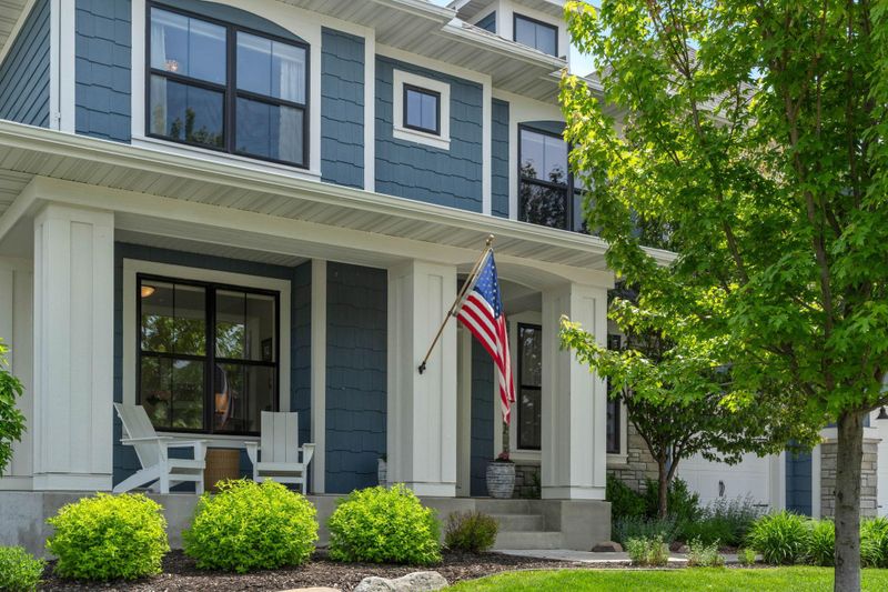5220 Yellowstone Ln N, Plymouth, MN 55446