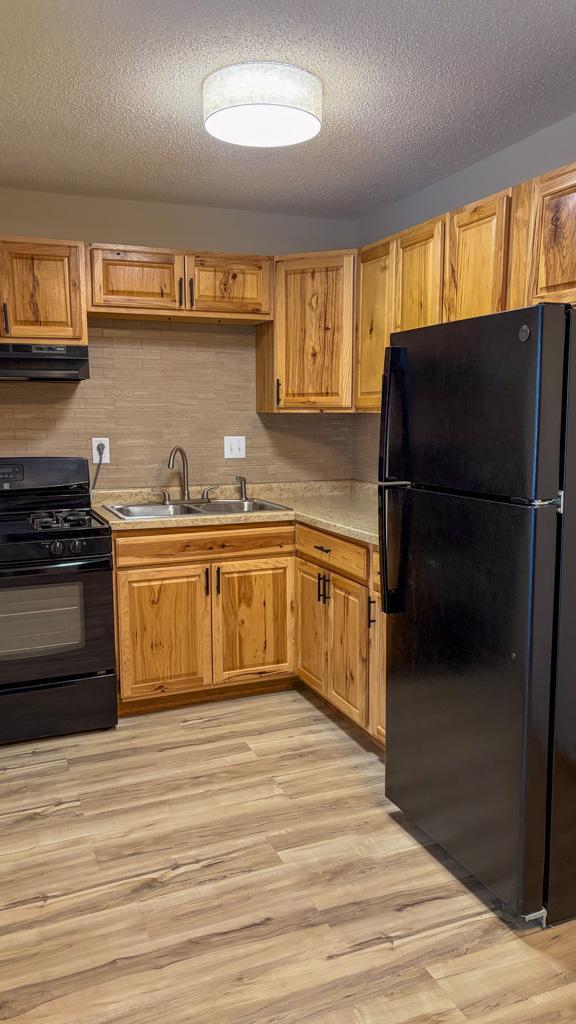 7176 72nd Ln N, Brooklyn Park, MN 55428