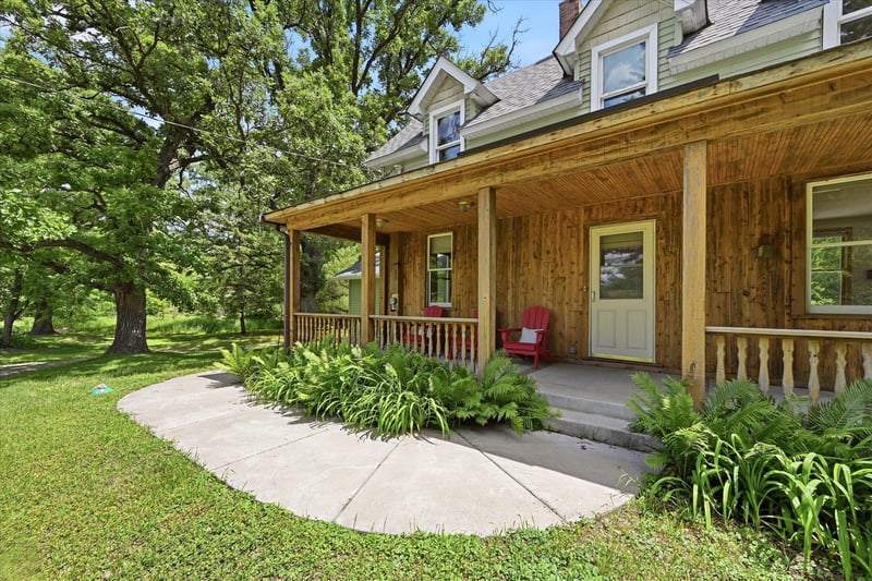 17701 Notre Dame St NE, Columbus, MN 55025