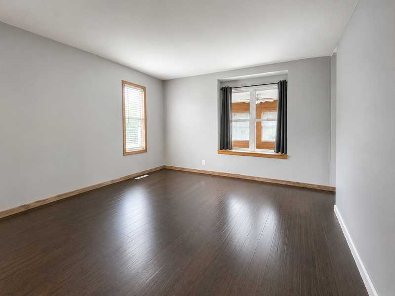 320 S Willow St, Belle Plaine, MN 56011