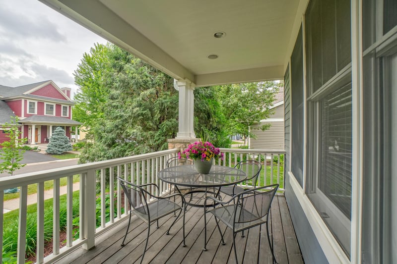 316 Country Rd, Stillwater, MN 55082