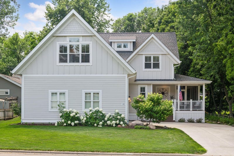 180 Bell St, Excelsior, MN 55331
