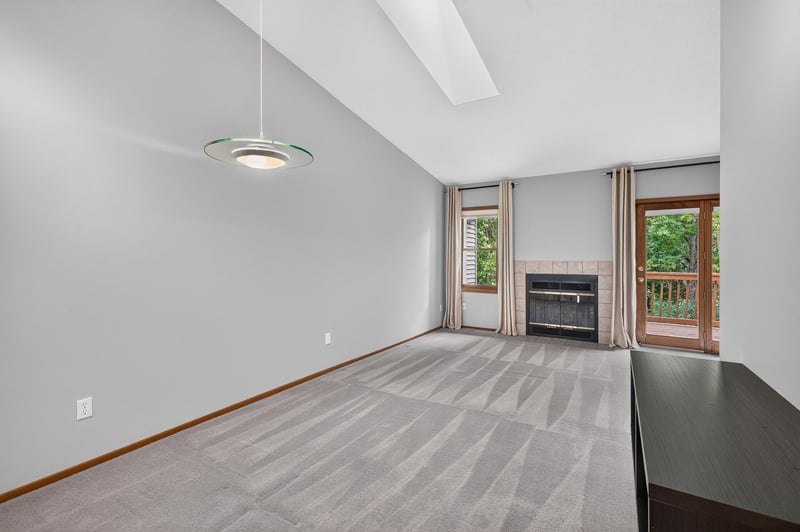 7359 Bren Ln, Eden Prairie, MN 55346