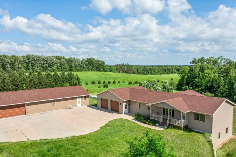 24647 340th St, Browerville, MN 56438