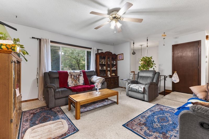 20091 Red Wing Blvd, Hastings, MN 55033