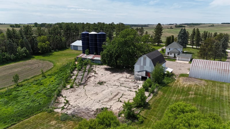 50430 315th Ave, Elgin, MN 55932