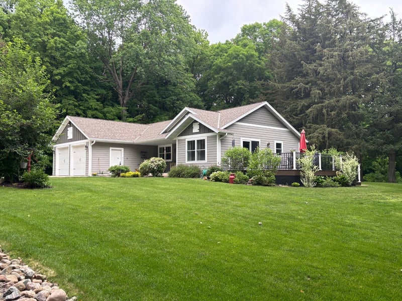 4981 Peyton Ave NW, Annandale, MN 55302