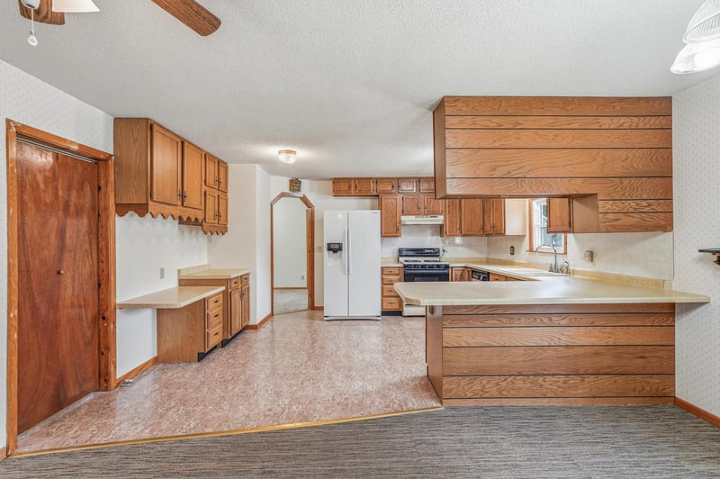 5011 Monroe St NE, Columbia Heights, MN 55421