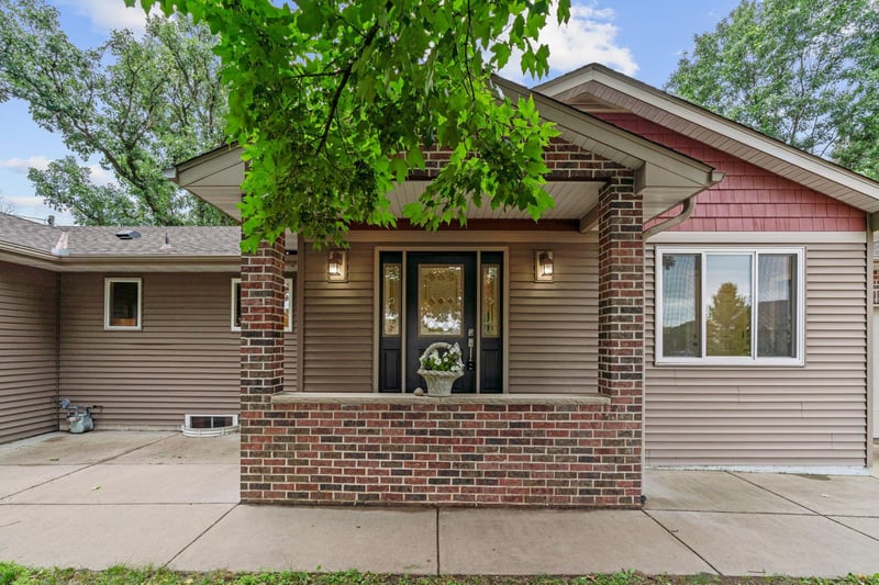1948 149th Ave NE, Ham Lake, MN 55304