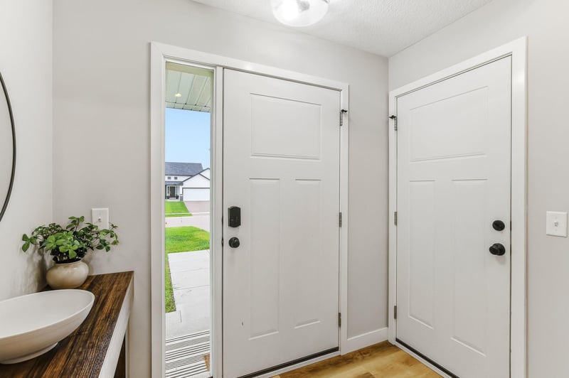 18532 Salem St NW, Elk River, MN 55330