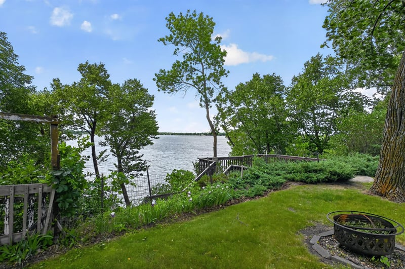 1103 S Darling Dr NW, Alexandria, MN 56308