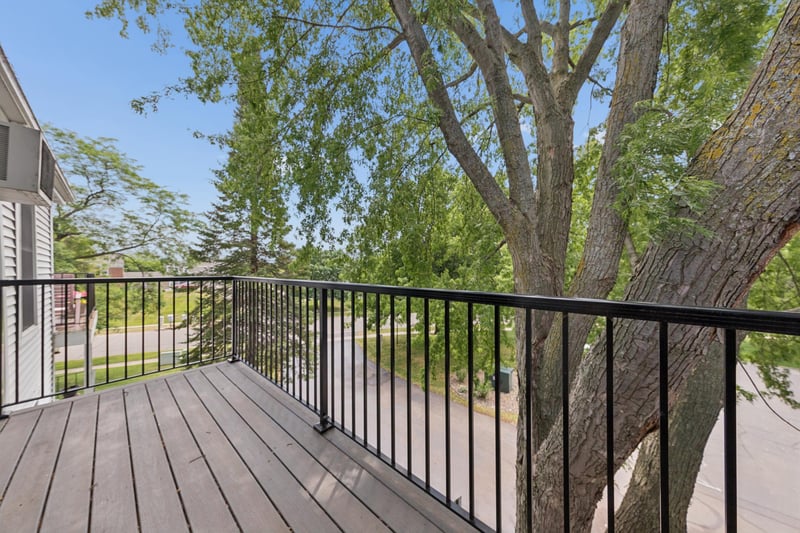 7759 142nd St W #306, Apple Valley, MN 55124