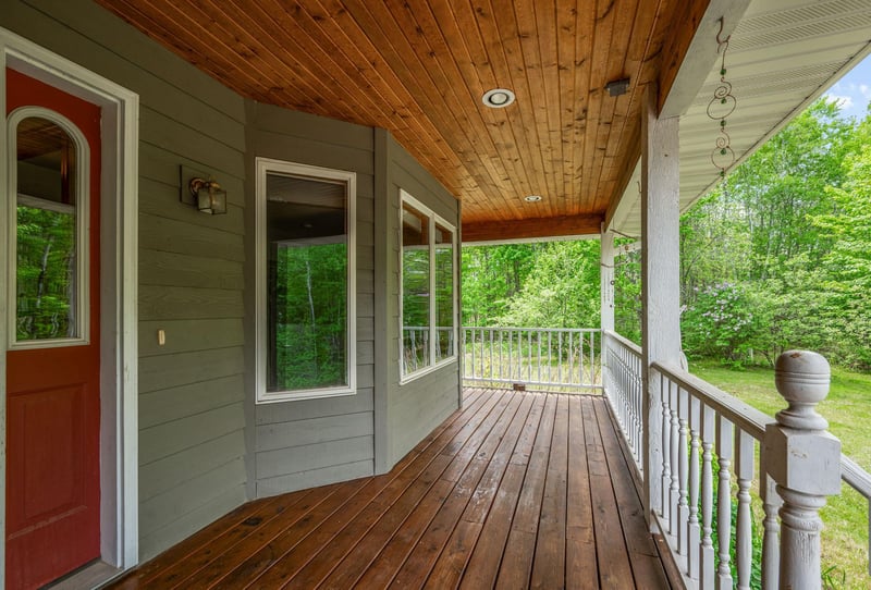 20436 County Road 12, Bovey, MN 55709
