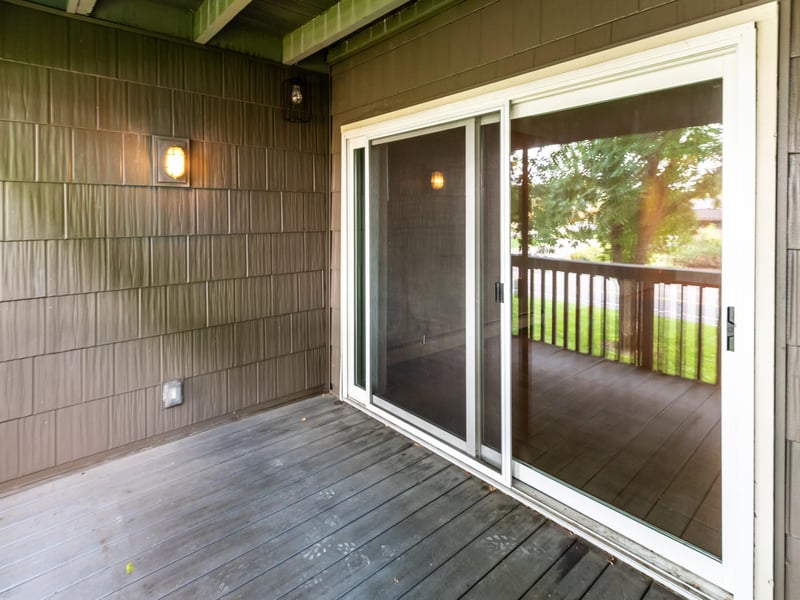 2800 Hamline Ave N #217, Roseville, MN 55113