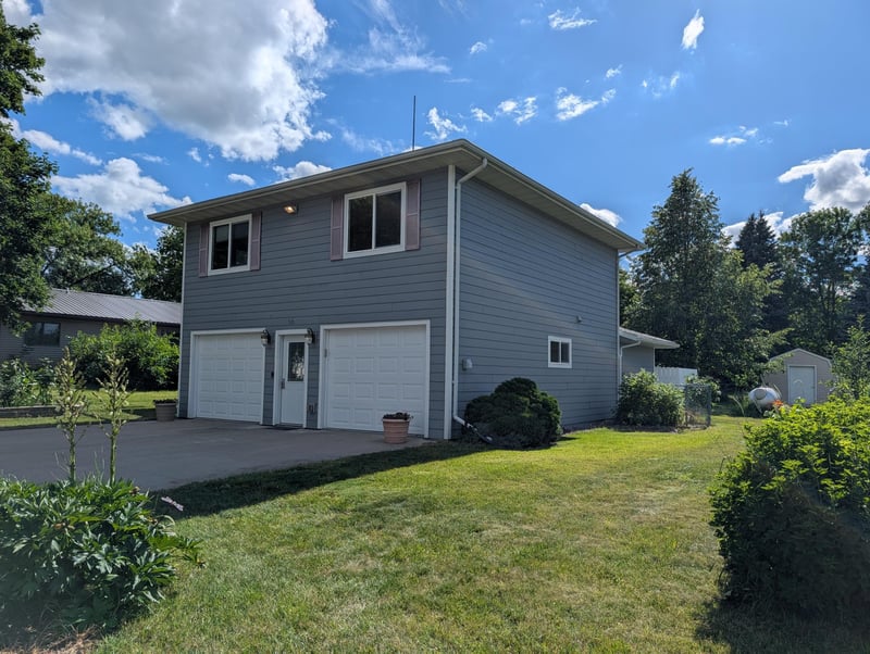 501 Prospect St, Milroy, MN 56263