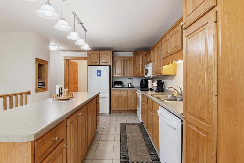 2538 Hils Ct #A, Menomonie, WI 54751