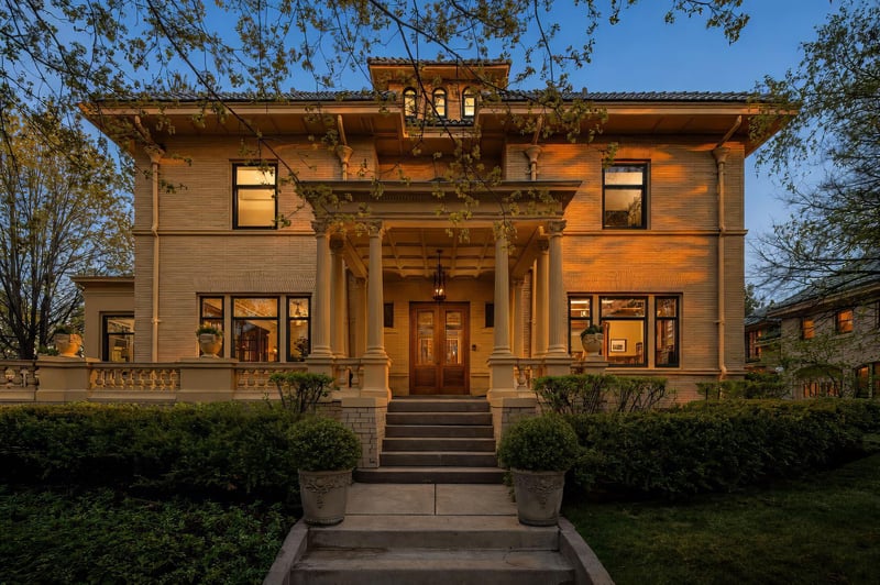 1005 Mount Curve Ave, Minneapolis, MN 55403
