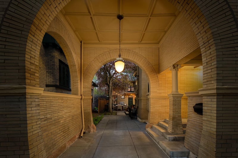1005 Mount Curve Ave, Minneapolis, MN 55403