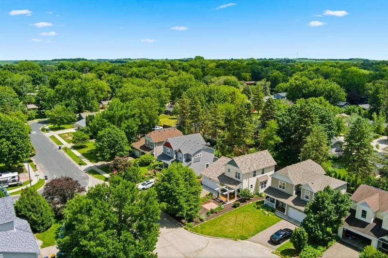 518 Nevada Ct, Northfield, MN 55057