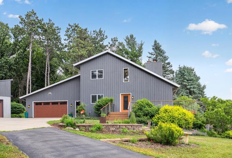 1393 White Birch Ct NW, Oronoco, MN 55960