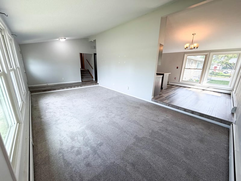 1536 10th Ave N, Moorhead, MN 56560