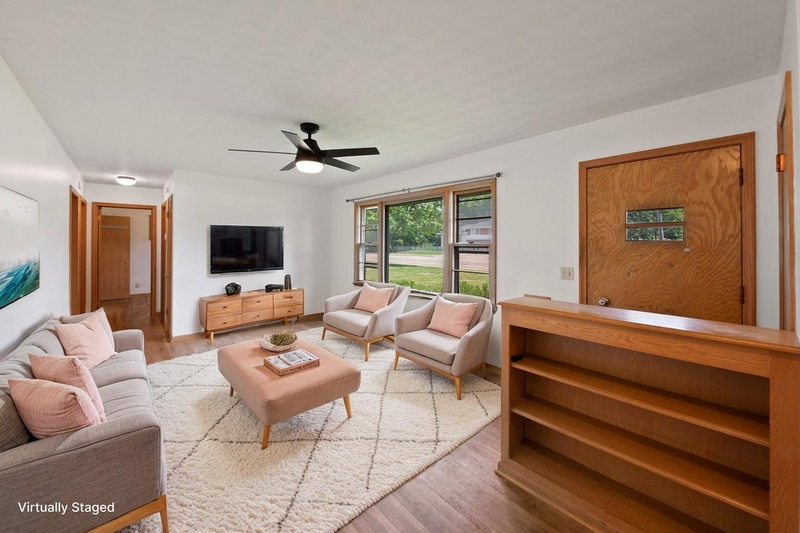 3815 Douglas Dr N, Crystal, MN 55422
