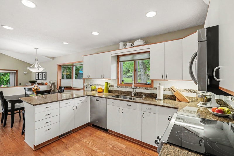 1400 4th St S, South Saint Paul, MN 55075