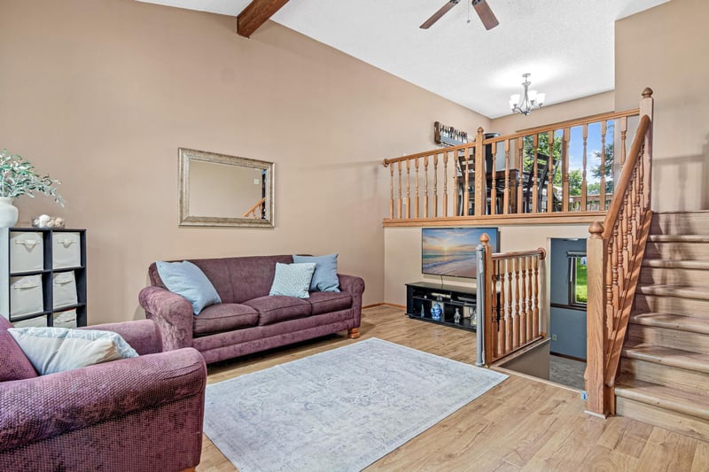 14137 Carmody Dr, Eden Prairie, MN 55347