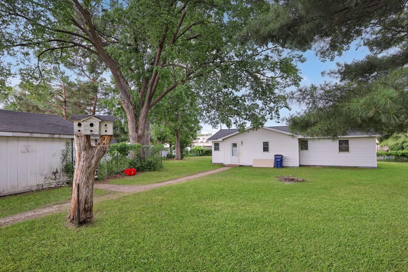 1026 E Division St, Saint Cloud, MN 56304