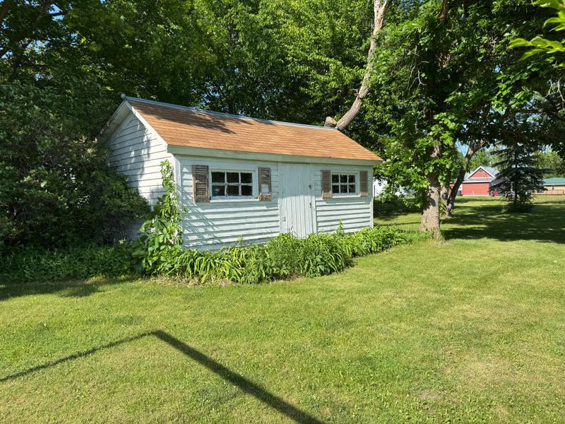 214 Oak St, Gonvick, MN 56644