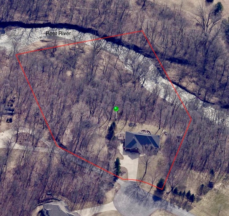 11655 Castle Bluff Ln SW, Stewartville, MN 55976