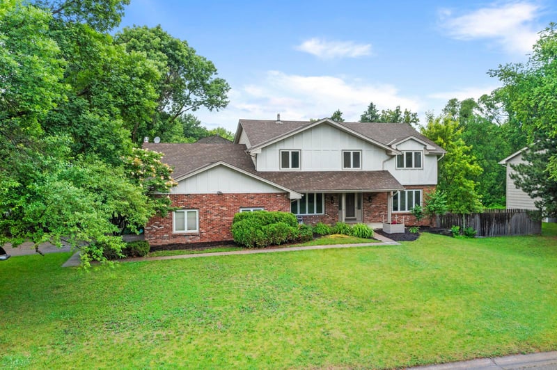 17030 30th Ave N, Plymouth, MN 55447