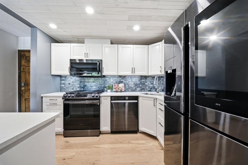 6710 Vernon Ave S #314, Edina, MN 55436