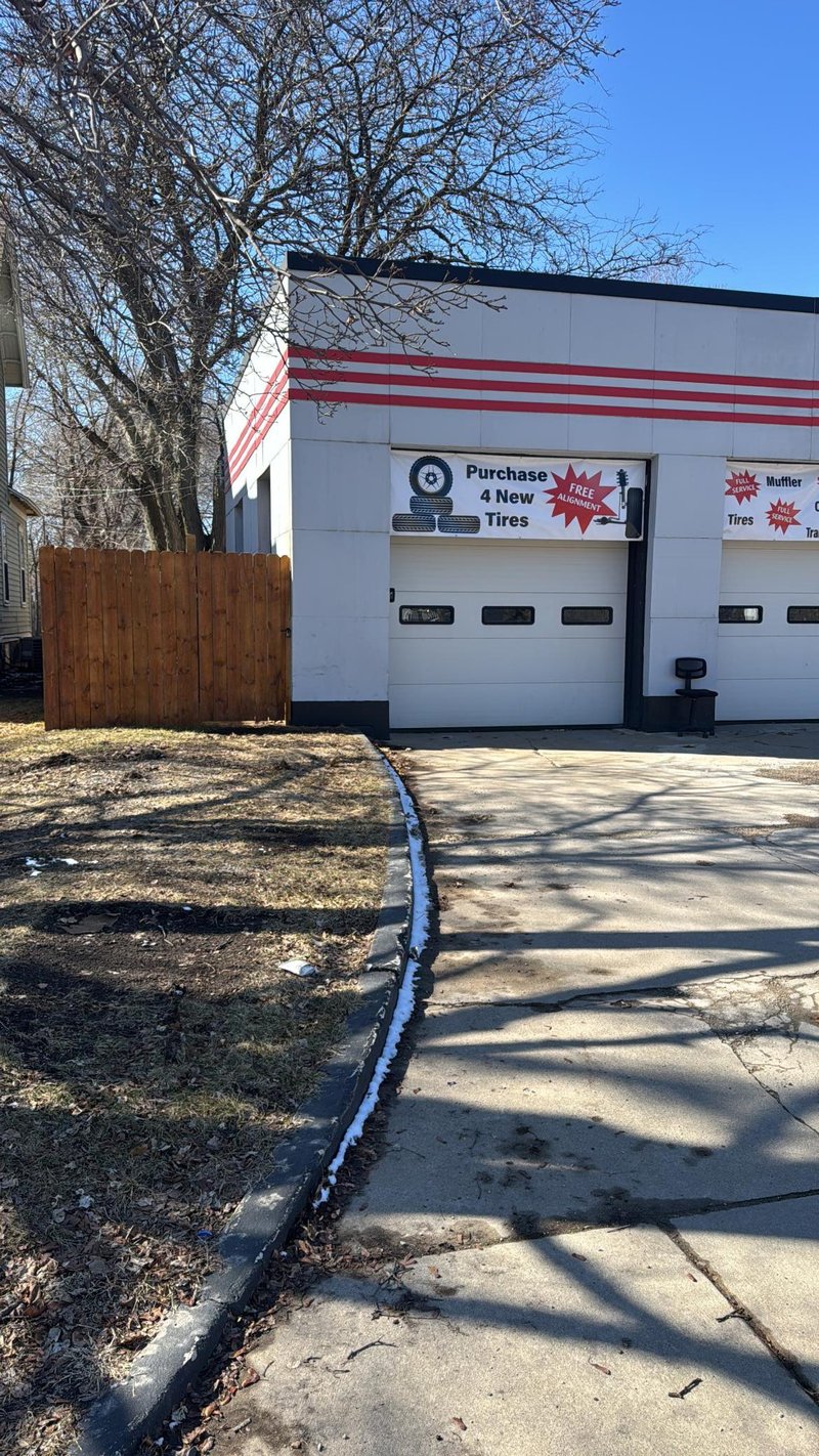 728 Central Ave N, Faribault, MN 55021
