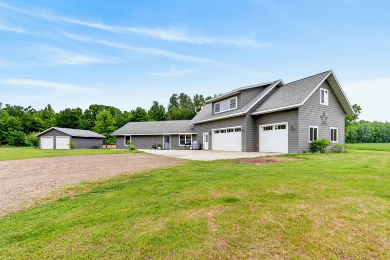 22681 County Road 71, Bovey, MN 55709