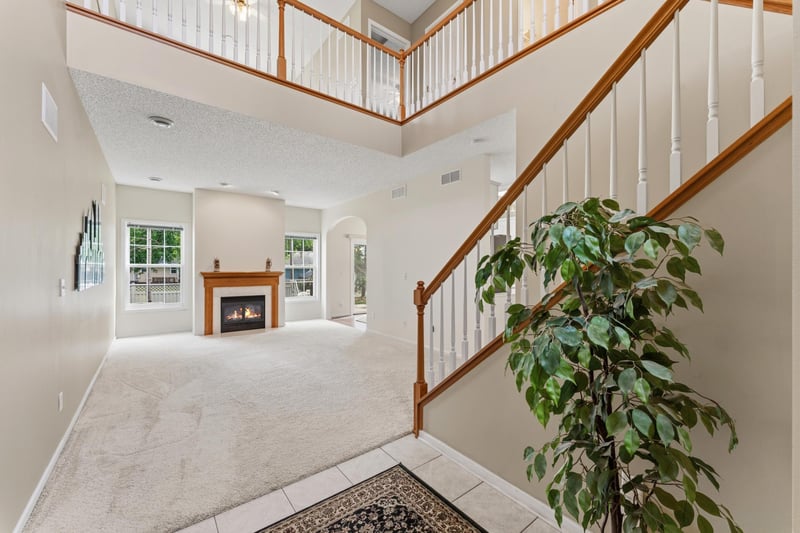 7805 Elm Grove Ave, New Hope, MN 55428