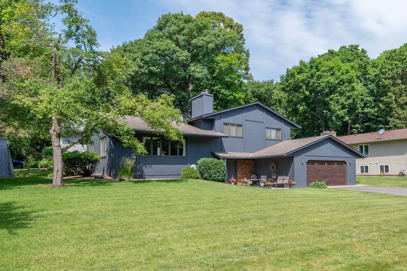 2685 Halstead Ln, Mound, MN 55364